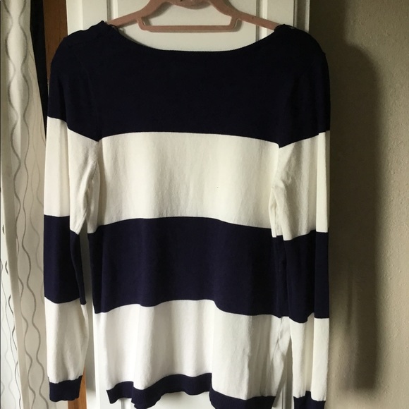 Sweater - Picture 2 of 3